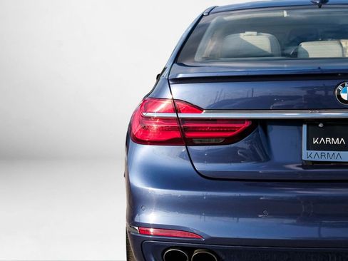 Used 2019 BMW ALPINA B7 xDrive w/ Luxury Rear Seating Package image 50