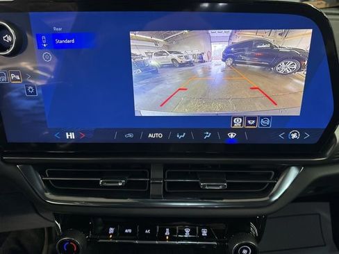 New 2026 Chevrolet Equinox EV LT FWD image 15