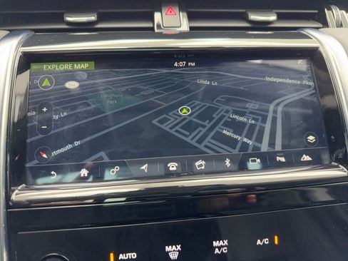 Used 2020 Land Rover Discovery Sport S image 25