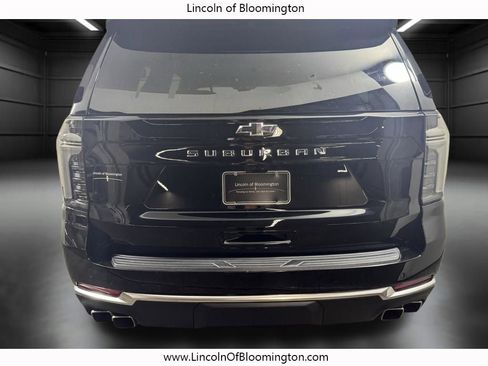 Used 2026 Chevrolet Suburban High Country w/ Sun And Tow Package AWD/4WD image 6