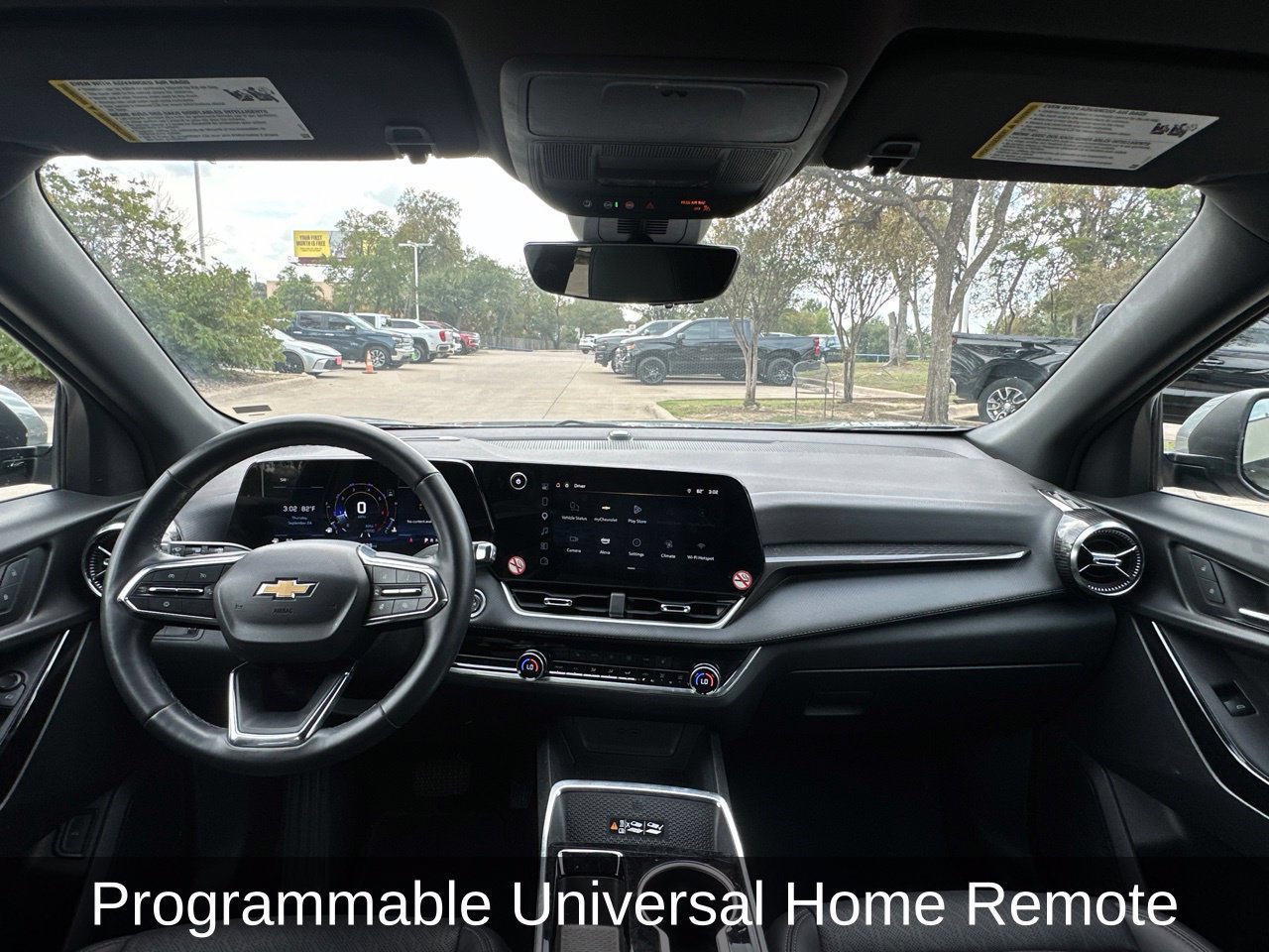 Used 2025 Chevrolet Equinox LT w/ Convenience Package II FWD image 11