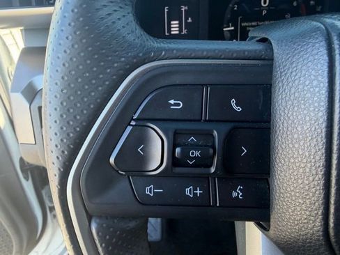 Used 2025 Toyota 4Runner SR5 image 14