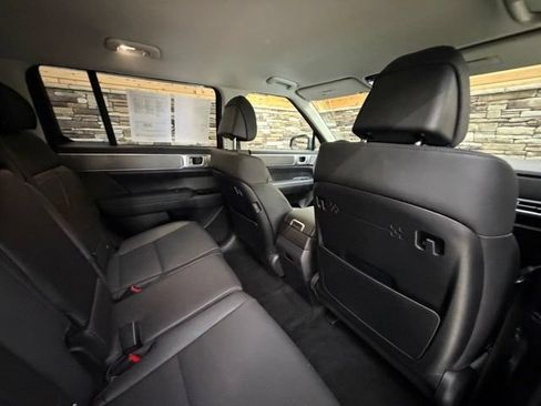 Used 2026 Hyundai Santa Fe SEL AWD/4WD image 32