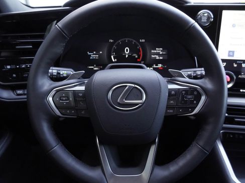 Used 2025 Lexus TX 350 AWD w/ Technology Package image 18