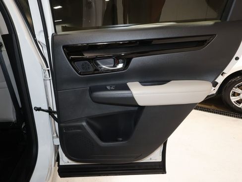 Used 2023 Honda CR-V EX-L image 19