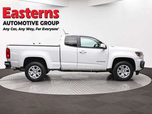 Used 2022 Chevrolet Colorado LT w/ Fleet Safety Package RWD image 4