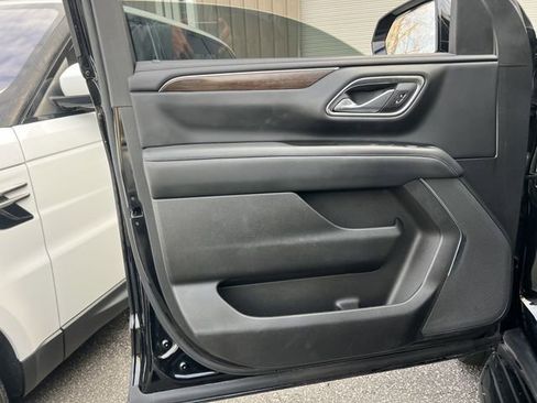 Used 2022 GMC Yukon XL SLE w/ Gmc Pro Safety Plus Package image 10