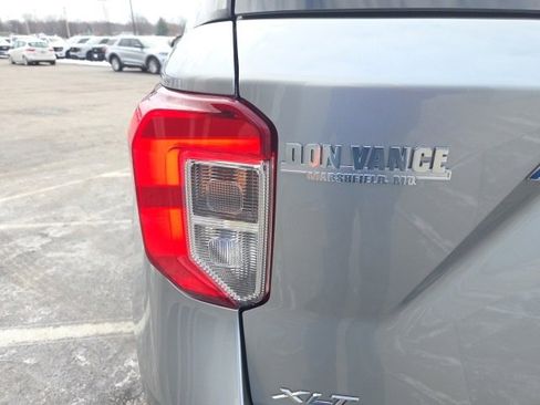 Used 2022 Ford Explorer XLT w/ Equipment Group 202A image 37