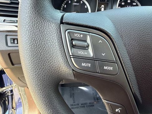 Used 2018 Hyundai Santa Fe Sport w/ 2.4L Value Package 02 image 43