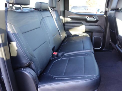 Used 2024 Chevrolet Silverado 1500 RST image 30