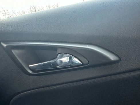 Used 2023 Chevrolet Malibu LT FWD image 38