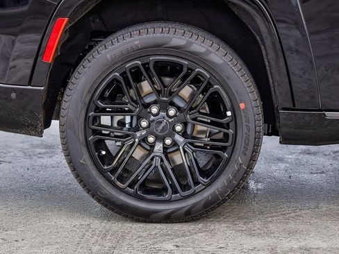 New 2026 Jeep Grand Wagoneer L Limited image 12