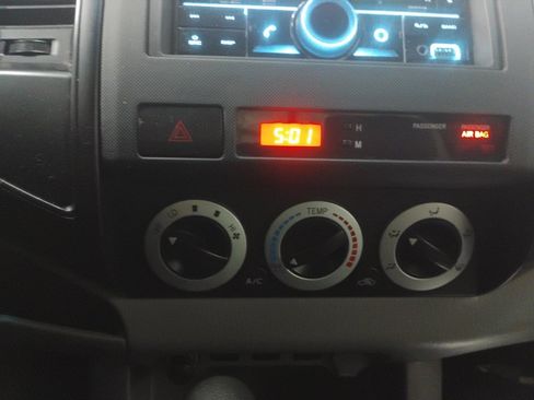 Used 2009 Toyota Tacoma 2WD Regular Cab image 10