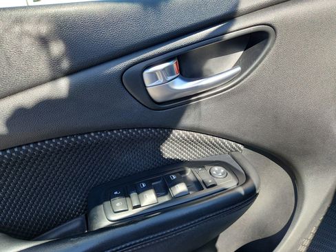 Used 2015 Dodge Dart SXT FWD image 15