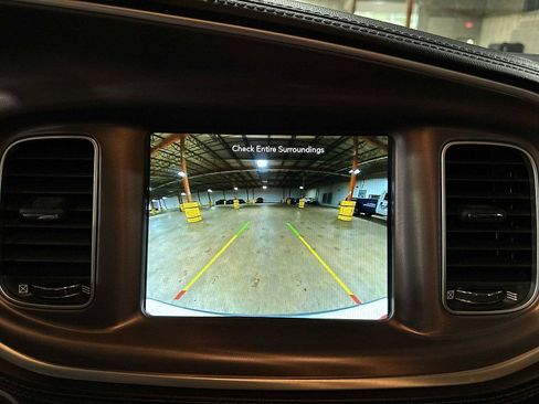 Used 2022 Dodge Charger Scat Pack RWD image 25