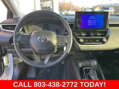 Used 2025 Toyota Corolla LE FWD image 15