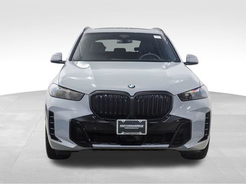 New 2026 BMW X5 xDrive40i w/ Executive Package image 8