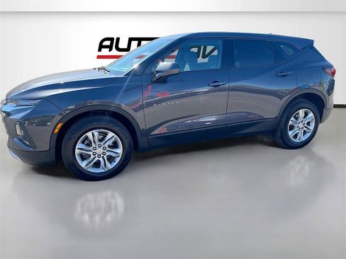 Used 2021 Chevrolet Blazer LT image 3