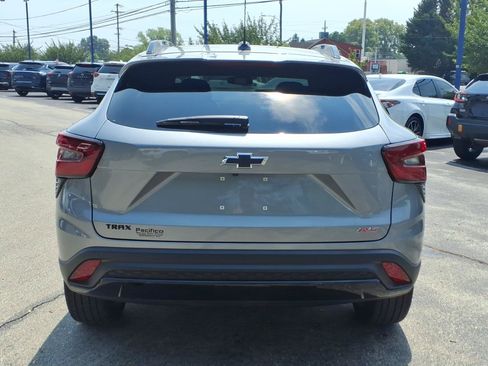 Used 2026 Chevrolet Trax RS w/ Driver Confidence Package FWD image 4