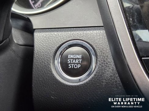 Used 2024 Toyota Camry XLE FWD image 18