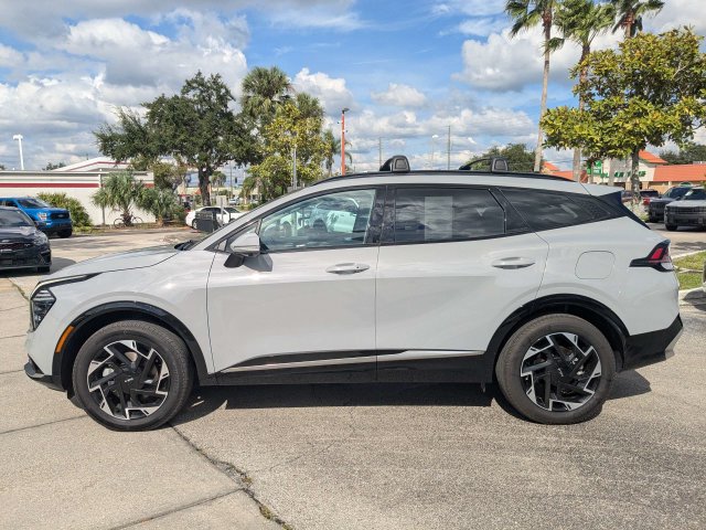 Used 2025 Kia Sportage SX AWD/4WD image 4