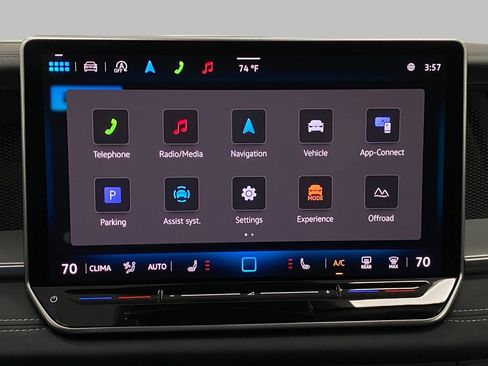 New 2025 Volkswagen Tiguan SE image 22