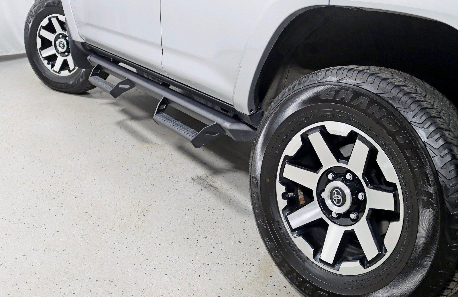 Used 2021 Toyota 4Runner TRD Off-Road Premium w/ Moonroof Package AWD/4WD image 12