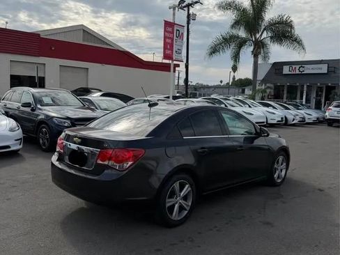 Used 2015 Chevrolet Cruze LT image 4