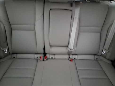 Used 2021 Ford Expedition XLT image 34