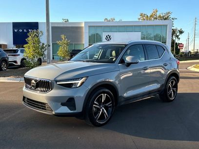 Certified 2025 Volvo XC40 B5 Core
