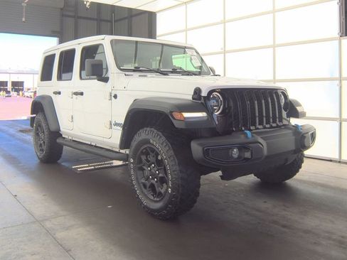 Used 2023 Jeep Wrangler Unlimited w/ Sun & Screen Package AWD/4WD image 3