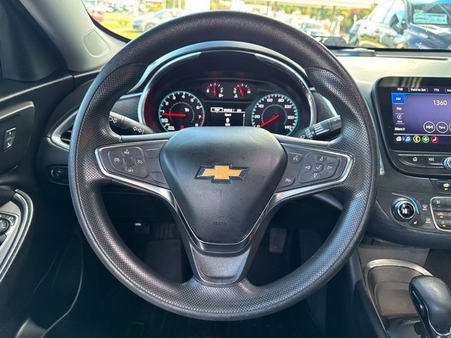 Used 2021 Chevrolet Malibu LT FWD image 10
