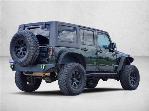 Used 2011 Jeep Wrangler Unlimited Sahara w/ Trailer Tow Group AWD/4WD image 5