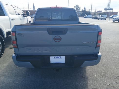 Used 2022 Nissan Frontier PRO-4X w/ Pro-4X Premium Package image 6