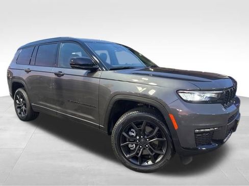 New 2025 Jeep Grand Cherokee L Limited image 1
