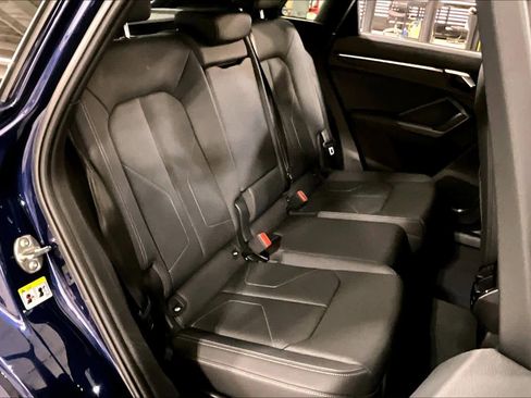 Used 2025 Audi Q3 2.0T Premium w/ Convenience Package image 18