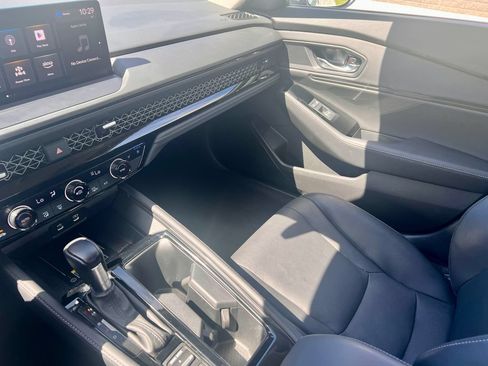 Used 2023 Honda Accord Touring image 19