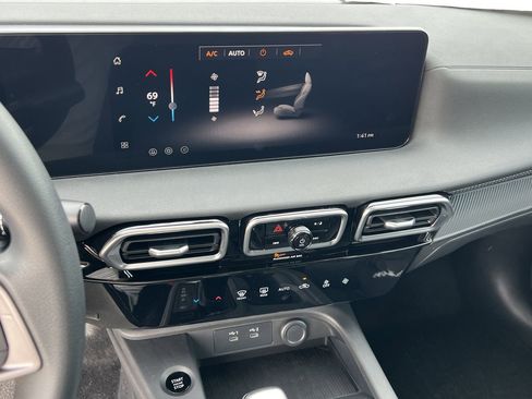 New 2026 Nissan Sentra SV w/ Floor Mat Package image 9