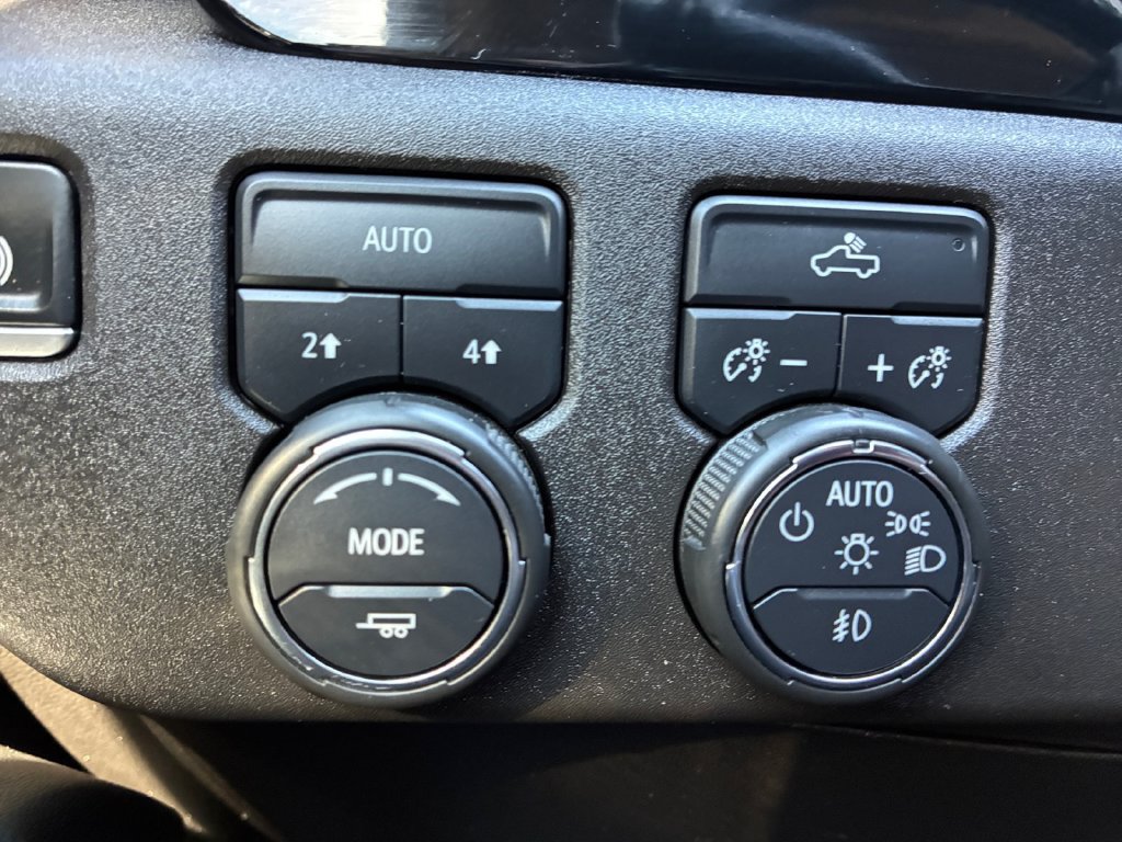 Used 2024 Chevrolet Silverado 1500 RST w/ Protection Package AWD/4WD image 10