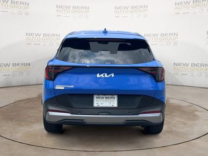 New 2026 Kia Sportage EX