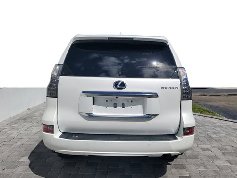 Used 2020 Lexus GX 460 Premium image 5