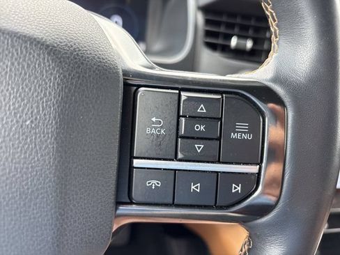 Used 2024 Ford Expedition Platinum AWD/4WD image 35
