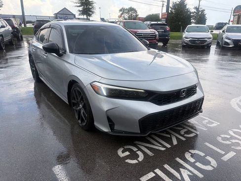 Used 2025 Honda Civic Sport image 10