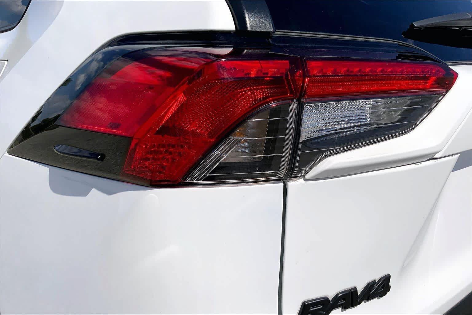 Used 2023 Toyota RAV4 LE FWD image 28