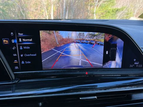 Used 2022 Cadillac Escalade ESV Sport image 19