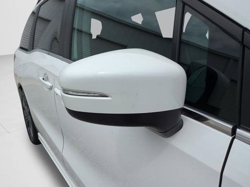 Used 2025 Honda Odyssey Touring image 11