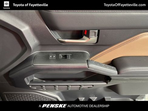 Certified 2025 Toyota 4Runner Limited image 22