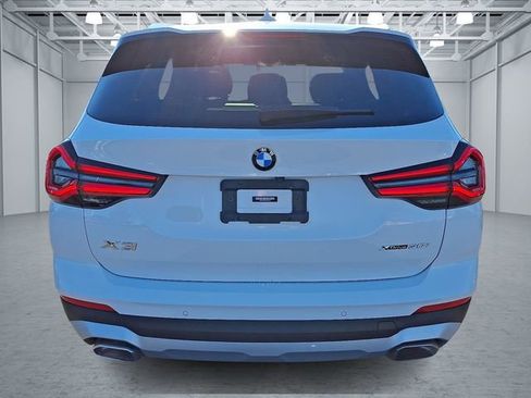 Certified 2022 BMW X3 xDrive30i w/ Premium Package 2 (ZPA) image 5