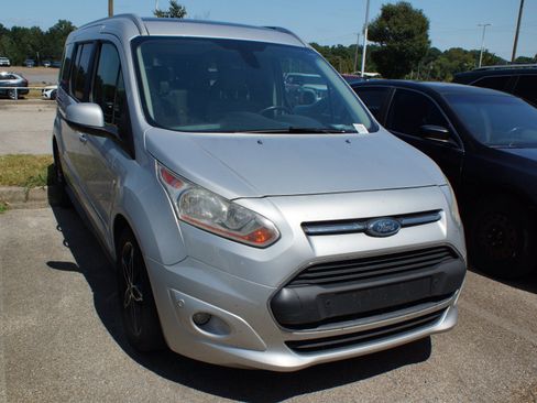 Used 2018 Ford Transit Connect Titanium w/ Titanium Premium Package FWD image 3