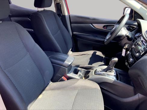 Used 2018 Nissan Rogue Sport S w/ S Appearance Package AWD/4WD image 8